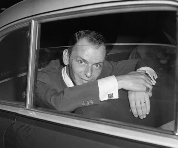 Frank Sinatra wyciął kiedyś nożem do steków okno w wynajętym namiocie