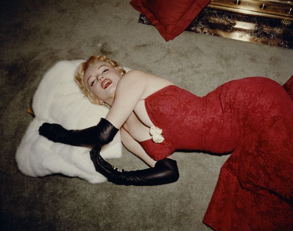 Reżyser filmu o Marilyn Monroe ” <em>Blondynka</em> ” broni oceny NC-17