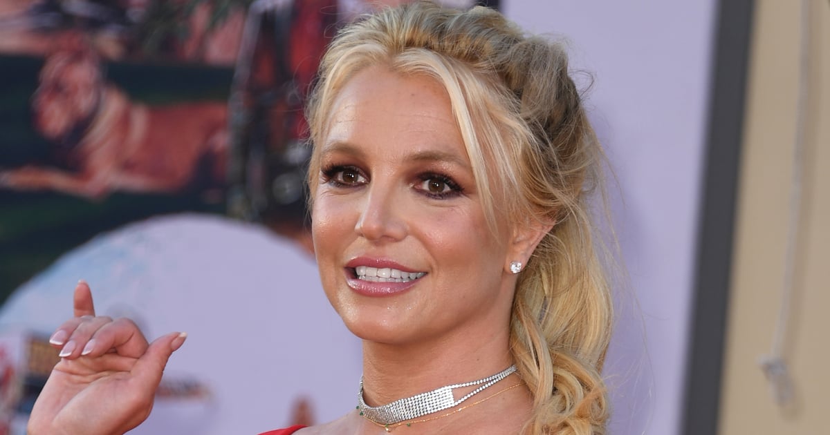 Britney Spears śpiewa nową wersję „Baby One More Time” w domowym wideo