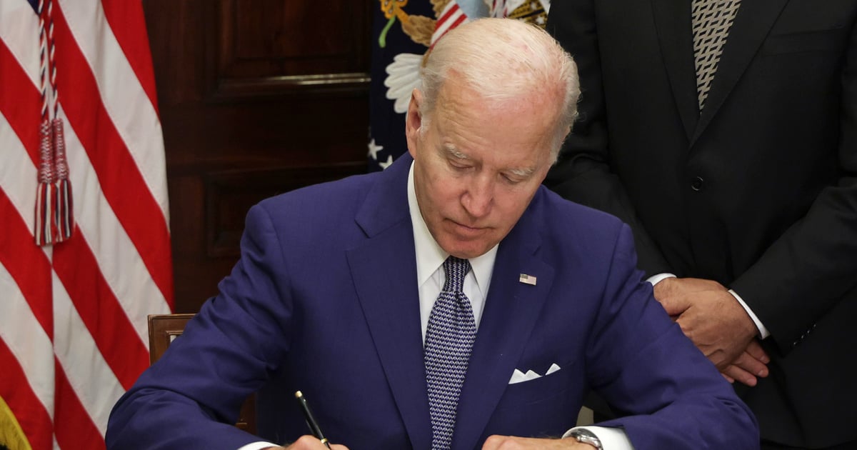 Biden podpisuje rozporządzenie o ochronie osób przekraczających granice stanów w celu dokonania aborcji